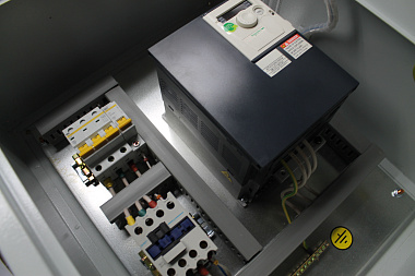 Ящик управления двигателями с преобразователем частоты ЯУД-ПЧ